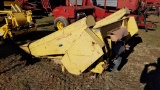 New Holland 890E2 Corn Head