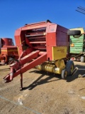New Holland 848 Round Baler