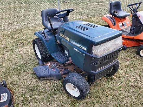 Craftsman  Riding Tractor 'AS-IS'