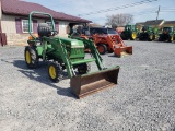 John Deere 855 Compact Loader Tractor