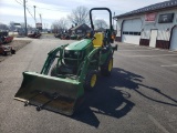 2020 John Deere 2025R Tractor Loader Backhoe
