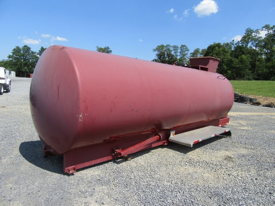 5000 gallon manure tank, roll off mount