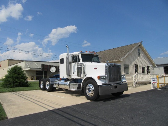 2005 Peterbilt 378 Sleeper tractor