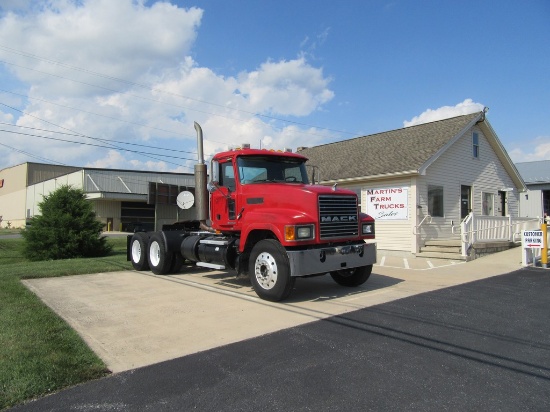 2007 Mack CHN613 Daycab Tractor
