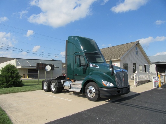 2019 Kenworth T680 Daycab Tractor