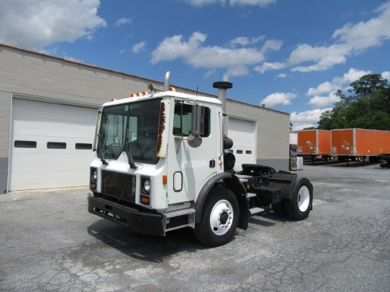 2007 Mack MR688P Daycab Tractor