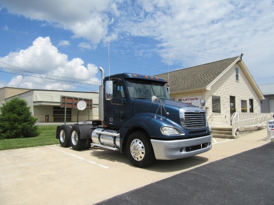2007 Freightliner Columbia Daycab Tractor