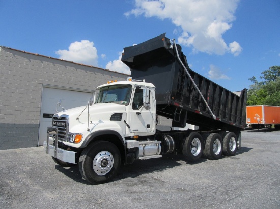 2005 Mack CV713 triaxle dump