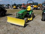 John Deere 2305 Compact Tractor 'Ride & Drive'