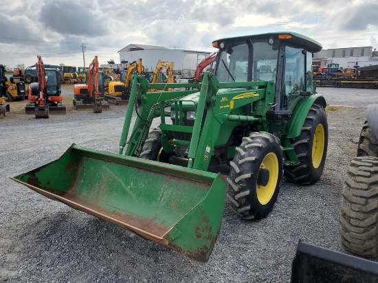 John Deere 5093E Cab Loader Tractor  'Runs & Operates'