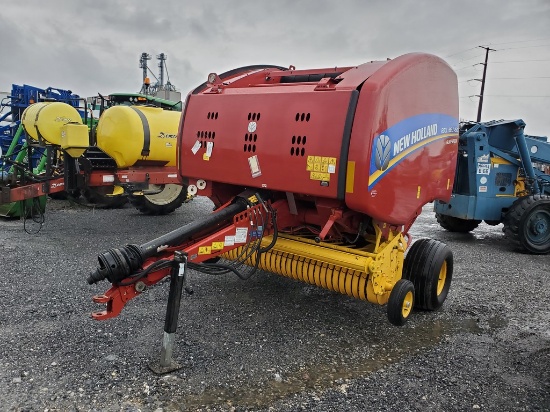 2016 New Holland RB450 Round Baler