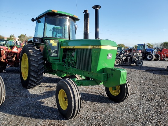 John Deere 4430 Cab Tractor 'Ride & Drive'
