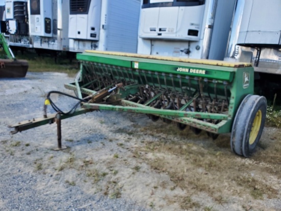 John Deere 8300 Grain Drill