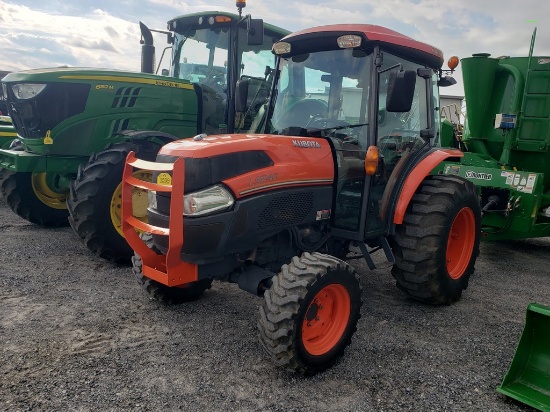 Kubota L5240 Cab Compact Tractor 'Ride & Drive'