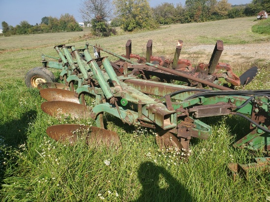 John Deere 2500 Plow