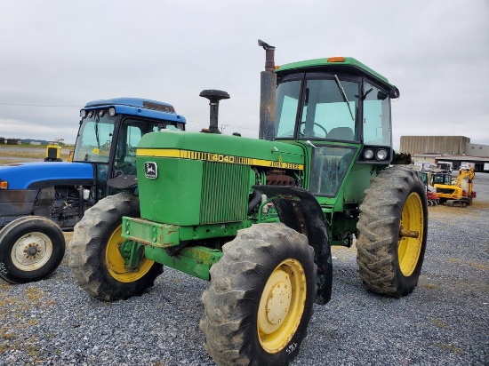 John Deere 4040 Cab Tractor 'Runs & Operates'