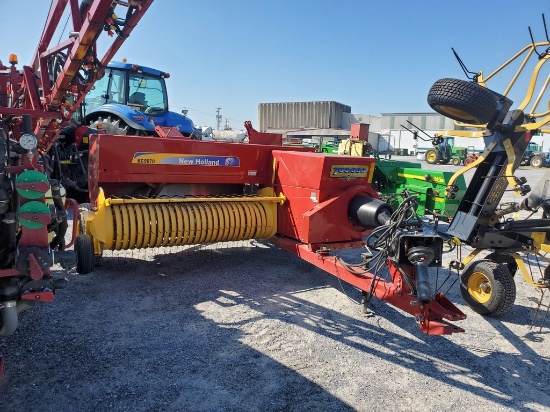 2009 New Holland BC5070 Small Square Baler