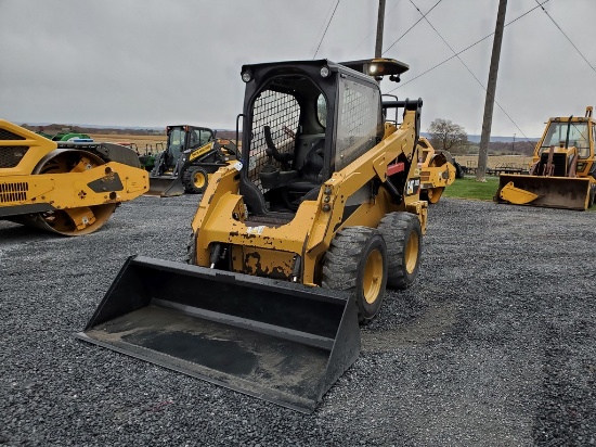 Cat 242D Skid Steer