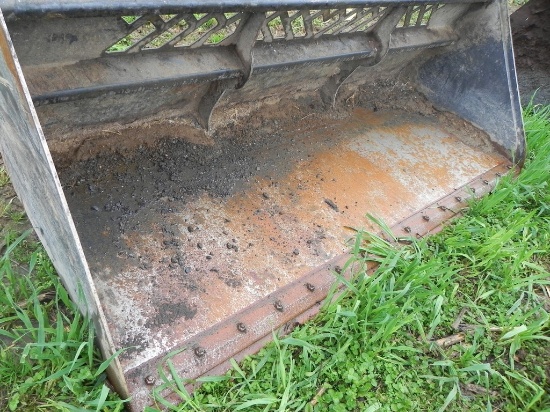 Virnig Skid Steer Bucket