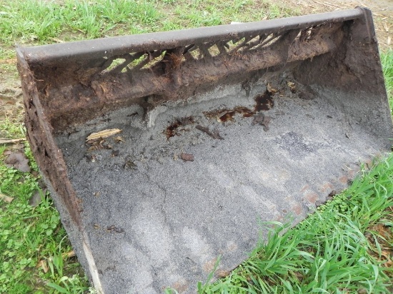Virnig Skid Steer Bucket