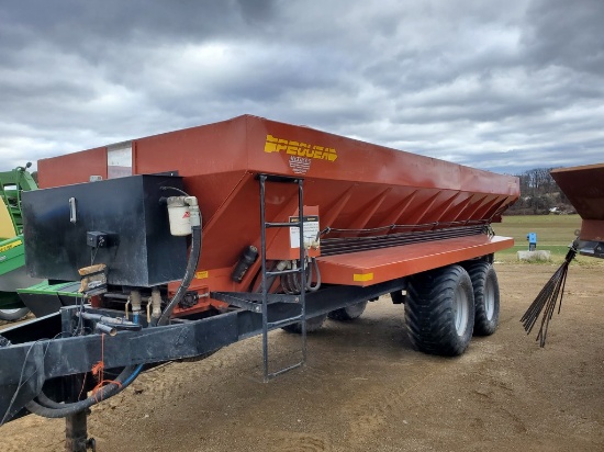 Pequea SP550 Litter Spreader
