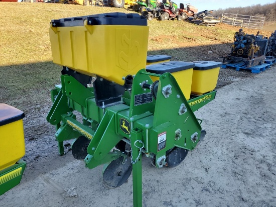 John Deere 7300 Corn Planter