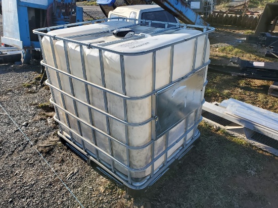 Tote With Cage
