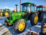 1986 John Deere 2140 Cab Tractor 'Ride & Drive'