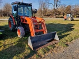 Kioti DK50SE Compact Loader Tractor 'Ride & Drive'