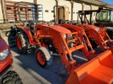 Kubota L3901 Compact Loader Tractor 'Ride & Drive'