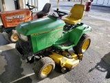 John Deere 425 Riding Tractor 'Ride & Drive'