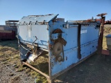 IH Rissler 300 Feed Mixer