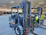 Clark GPS30I Forklift 'Runs & Operates'