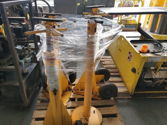 Trailer Stands