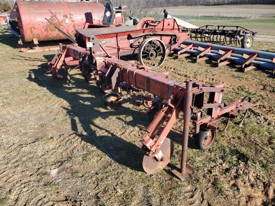 Cultivator