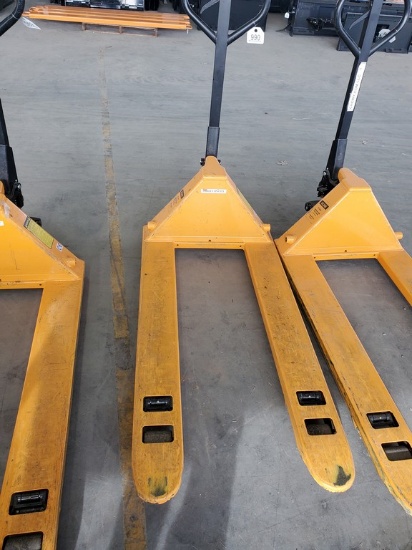 Uline H1043 Pallet Jack