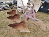 Massey Harris Ferguson 72 Plow