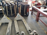 Crown   Pallet Jack