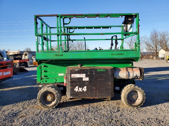2015 Genie GS3369RT Scisoors Lift 'Ride & Drive'