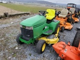 John Deere 325 Riding Tractor 'Runs & Operates'