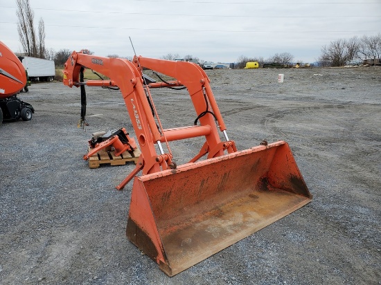 Kubota LA1353 Loader