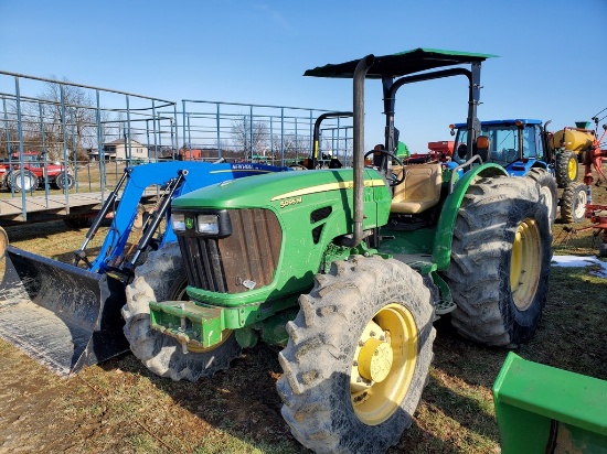 John Deere 5095 Tractor 'Runs & Operates'