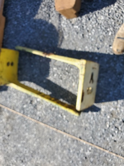 John Deere   Starter Weight