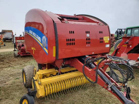 2018 New Holland RB450 Round Baler 'Monitor in the Office'