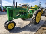 John Deere B Antique Tractor 'Ride & Drive'