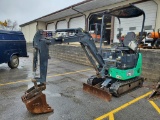 Deere 17G Mini Excavator 'Runs & Operates'