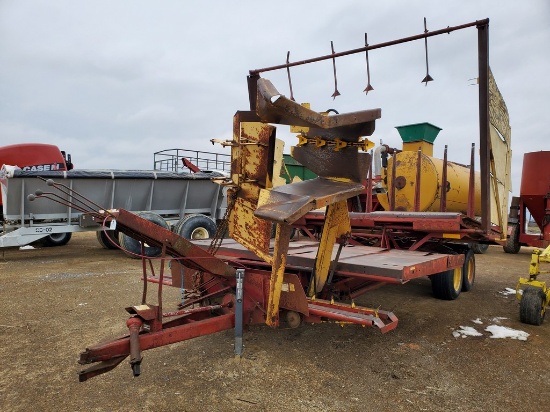 New Holland 1034 Stack Wagon