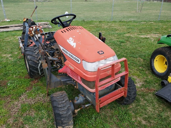 Massey Ferguson GC2300 Compact Loader Tractor 'AS-IS'