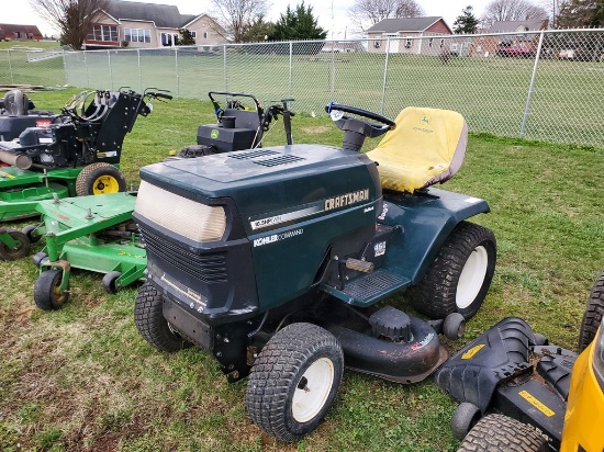 Craftsman  Riding Tractor 'AS-IS'