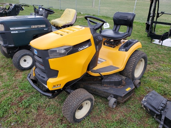2016 Cub Cadet XT1 Riding Tractor 'AS-IS'